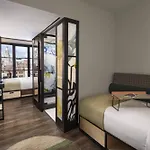 Moxy Nyc East Village